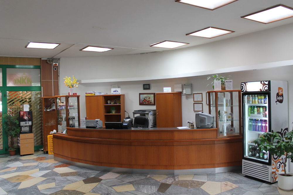 Hotel Spectrum Трнава Екстериор снимка